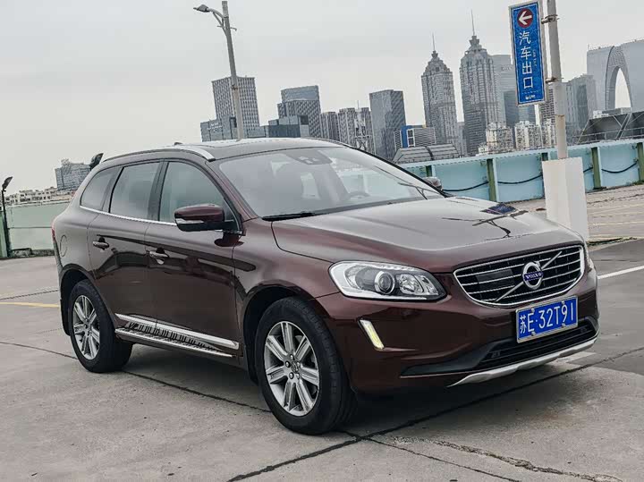 Volvo XC60 2016 T 5 AWD — фото 2