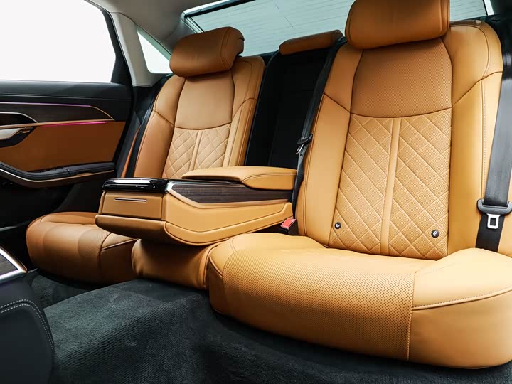 Audi A8 2024 A 8 L 55 TFSI quattro Flagship — фото 12
