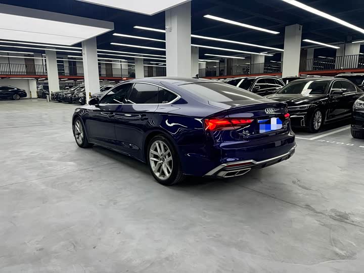 Audi A5 Sportback 40 TFSI — фото 14