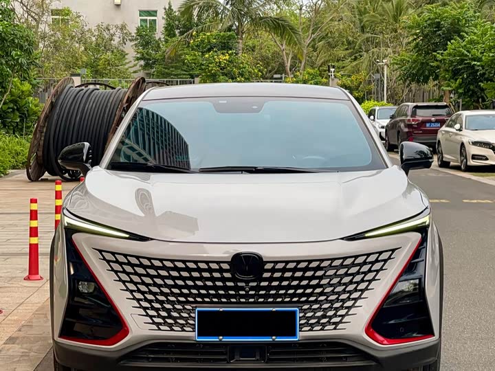Changan UNI-T 2020 1.5 T Premium — фото 2