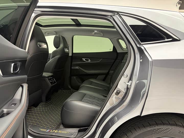 Changan UNI-K 2021 2.0 T Premium — фото 5