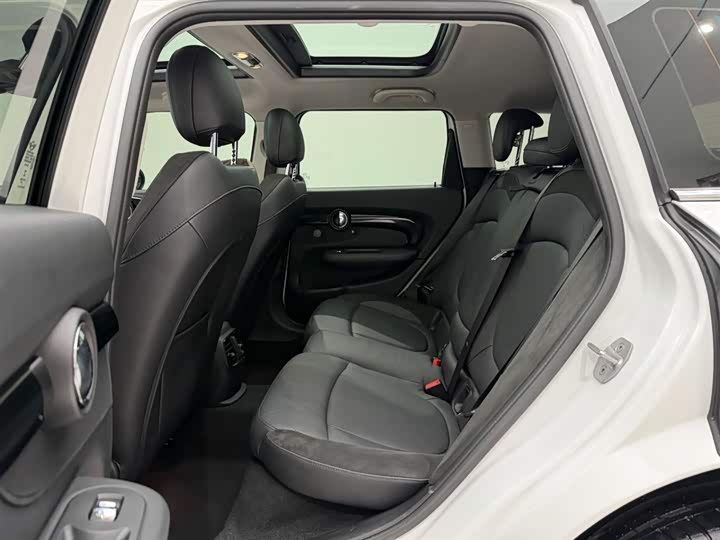 MINI Clubman — фото 17