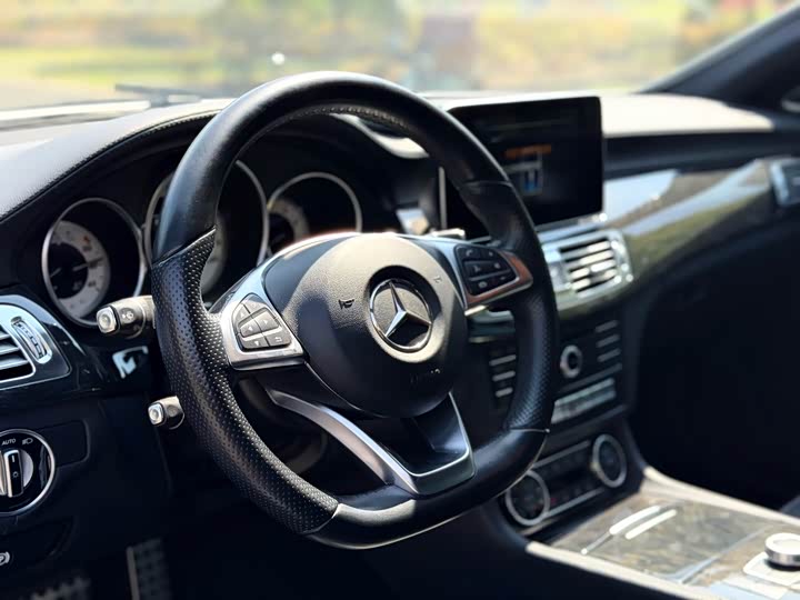 Mercedes-Benz CLS 2017 CLS 260 — фото 8