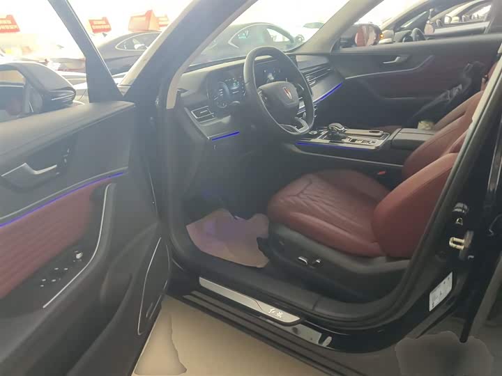 Hongqi HS5 2023 2.0 T Pro — фото 12