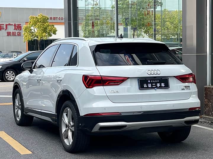 Audi Q3 2023 35 TFSI （1.5 T） — фото 3