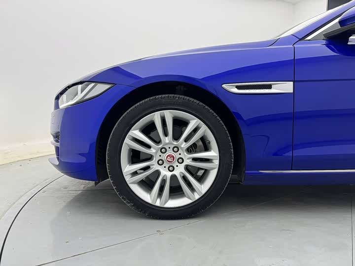 Jaguar XEL 2019 2.0 T 200 PS — фото 9