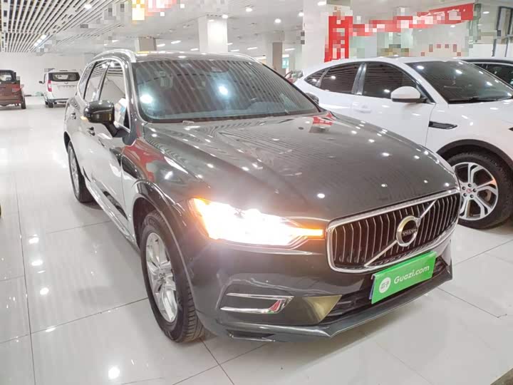 Volvo XC60 2021 T 5 4 WD — фото 4
