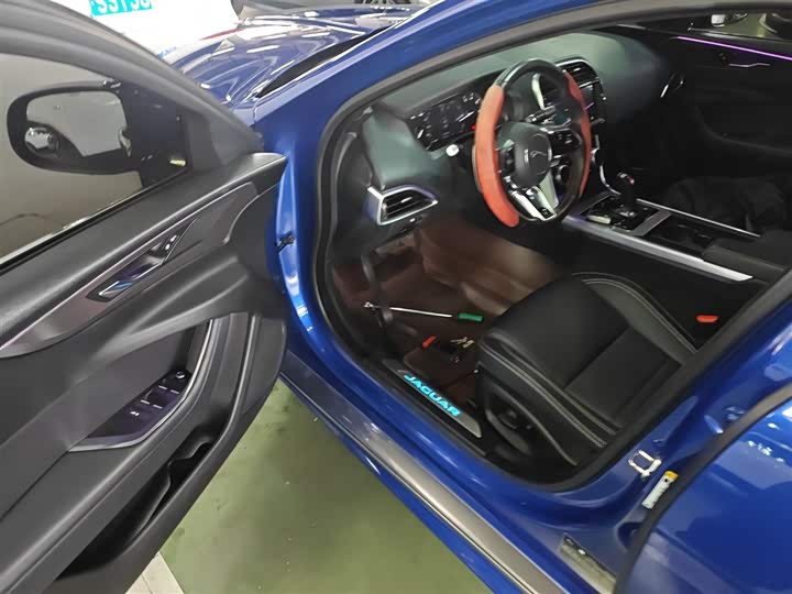 Jaguar XEL 2020 2.0 T 200 PS R-DYNAMIC — фото 16