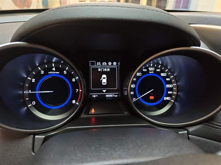 Changan CS35 2017 1.6 L MTLuxury — фото 12