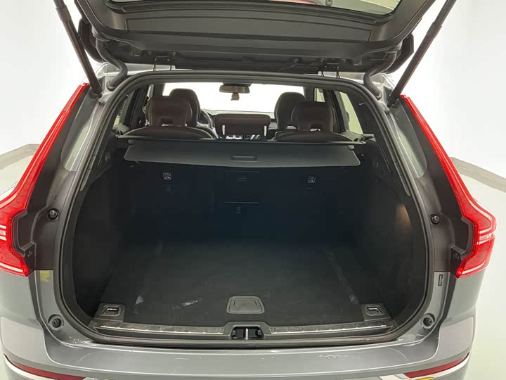 Volvo XC60 2021 T 5 4 WD — фото 12