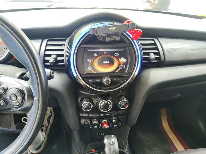MINI Hatch — фото 13