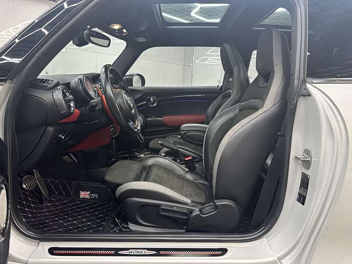 MINI Hatch — фото 10