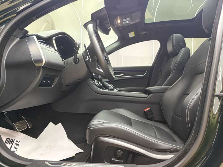Jaguar XFL 2021 XFL 2.0 T P 250 4 WD — фото 8