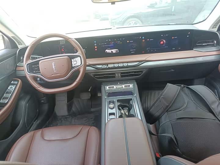 Lincoln Z 2025 2.0 T Hybrid — фото 16