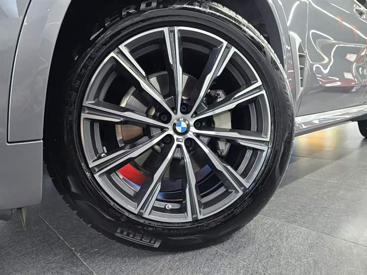 BMW X5 xDrive 30Li M спортпакет — фото 17