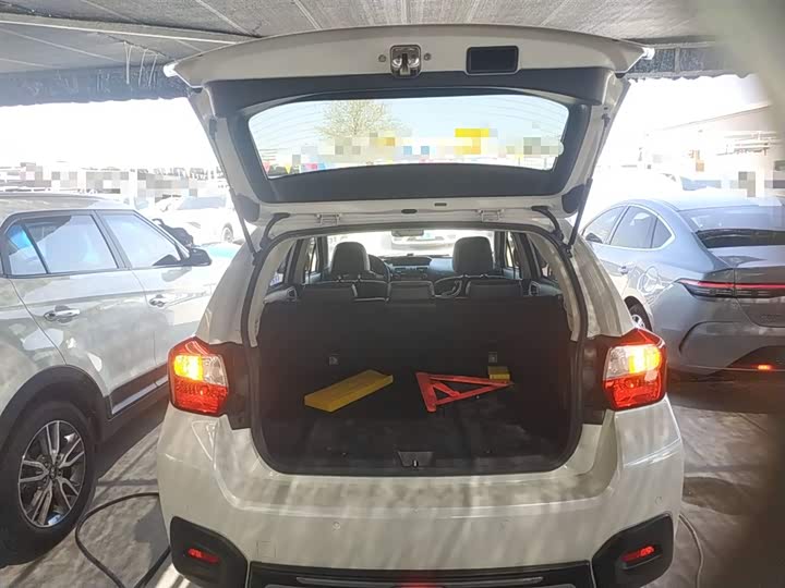 Subaru XV 2014 2.0i — фото 19