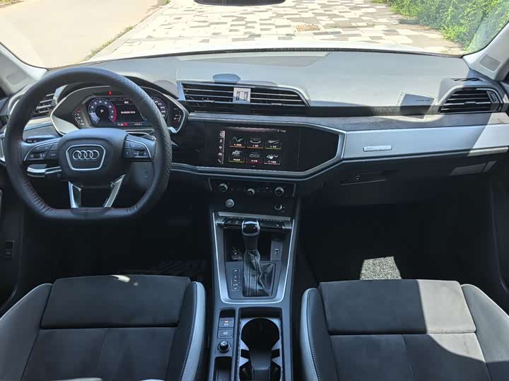 Audi Q3 2020 40 TFSI — фото 10