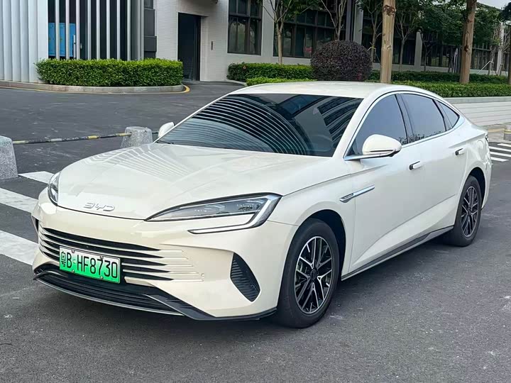 BYD 07 2025 DM-i 1.5 L 70km Elite — фото 1