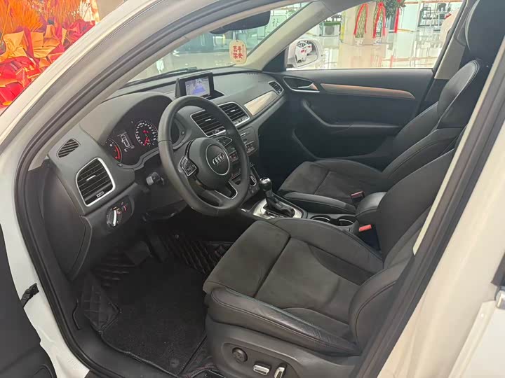 Audi Q3 2018 30 35 TFSI Sport — фото 4