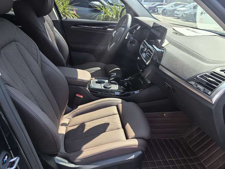 BMW X3 2023 x Drive 25i M — фото 13