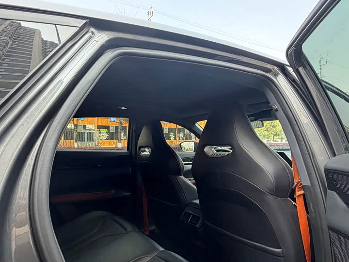Changan UNI-V 2023 1.5 T Premium — фото 15
