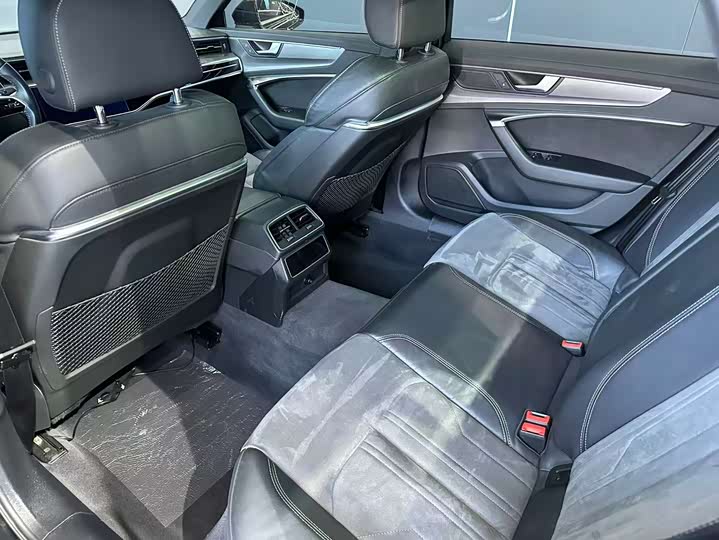 Audi A6L 2019 45 TFSI quattro — фото 10