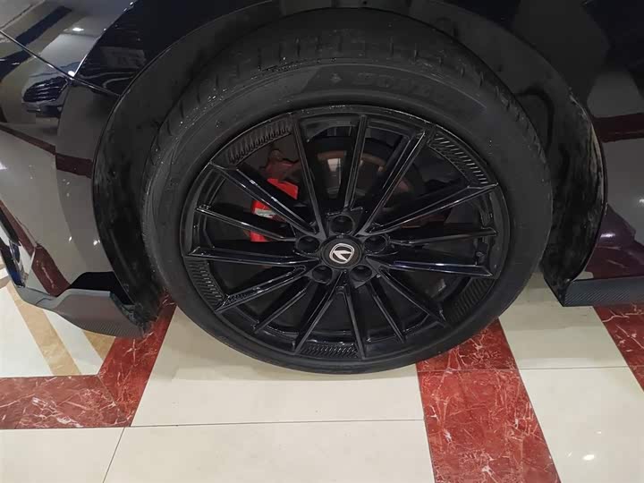 Changan UNI-V 2024 1.5 T Sport — фото 23