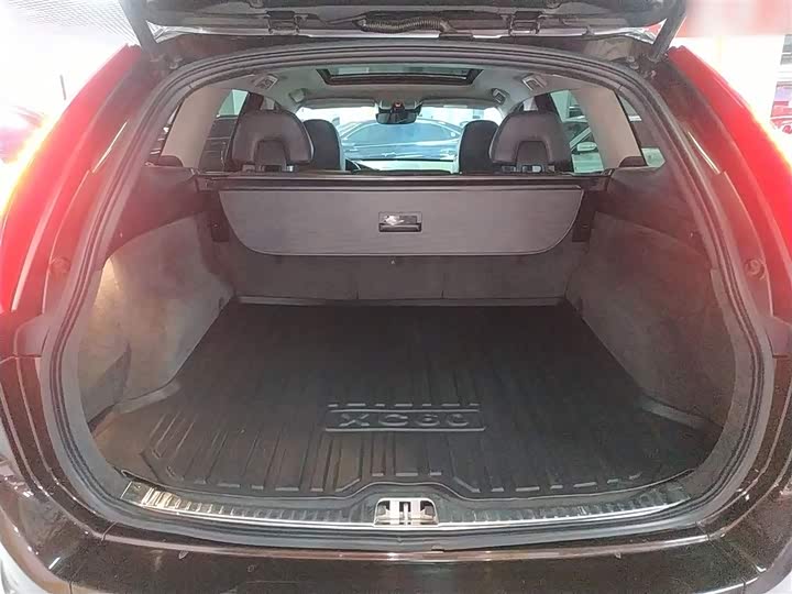Volvo XC60 2017 T 5 AWD — фото 15