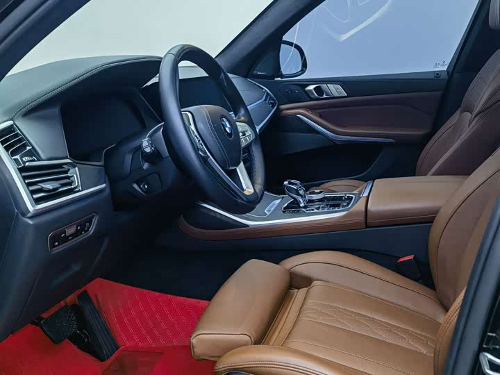 BMW X7 2022 x Drive 40i — фото 7