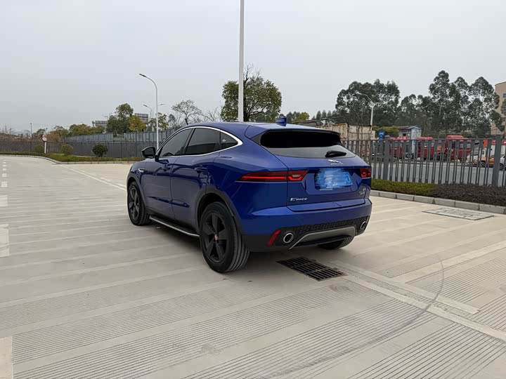 Jaguar E-PACE 2018 P 250 SE V — фото 4