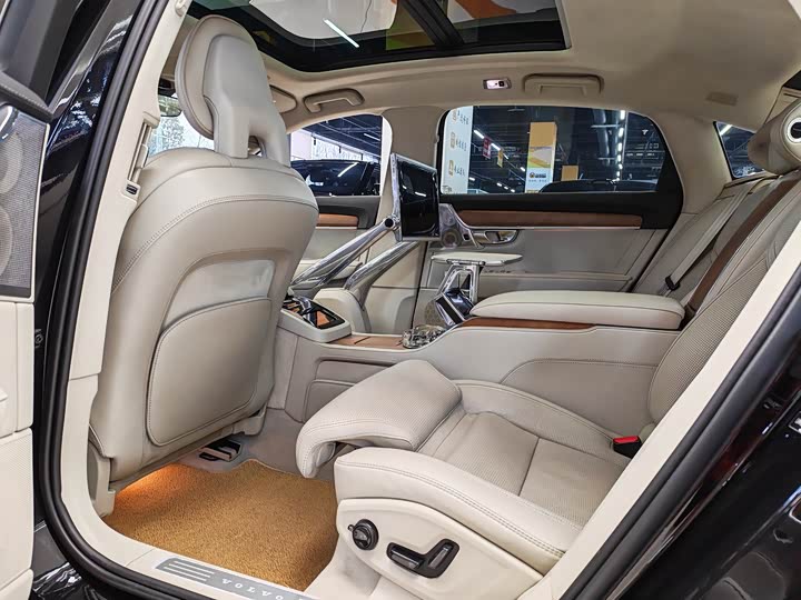 Volvo S90 Hybrid 2019 T 8 E Hybrid 3 VI — фото 13