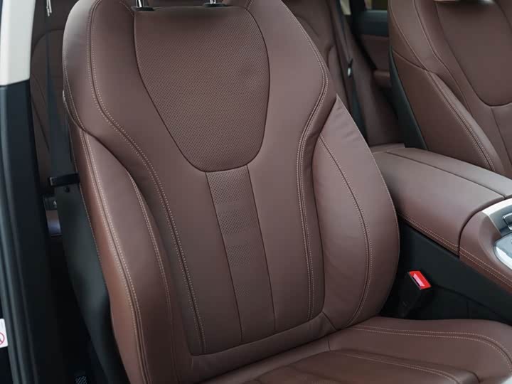 BMW X5 2021 x Drive 40i M — фото 17