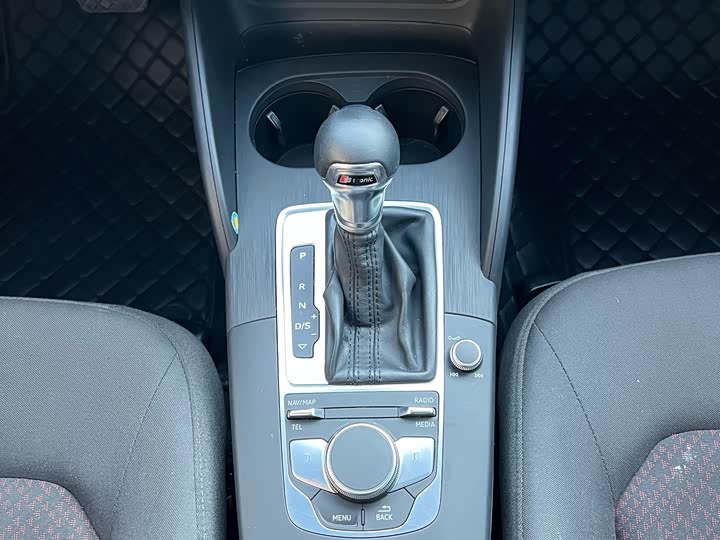 Audi A3 2020 Limousine 35 TFSI VI — фото 21