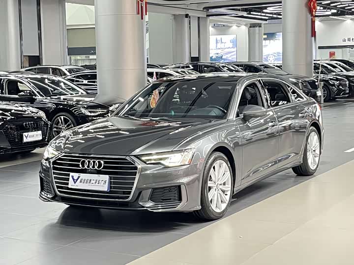 Audi A6L 2021 45 TFSI — фото 1
