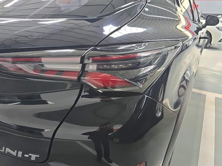 Changan UNI-T 2020 1.5 T Premium — фото 8