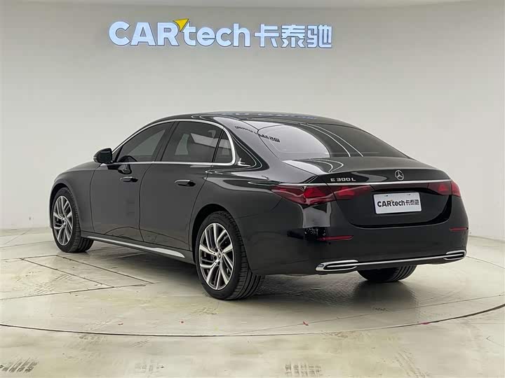 Mercedes-Benz E-Class 2024 E 300 L — фото 7