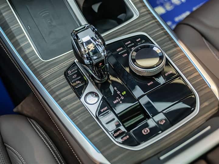 BMW X5 2022 x Drive 40 Li M — фото 28