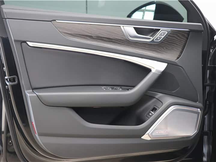 Audi A6L 2025 45 TFSI quattro — фото 16
