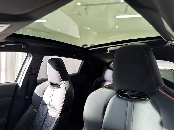 Changan UNI-T 2022 2.0 T Premium — фото 23