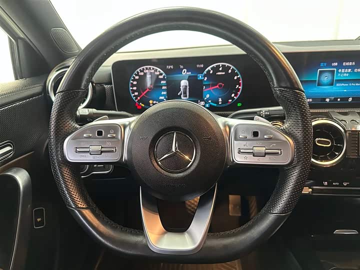 Mercedes-Benz A-Class 2019 A 200 L — фото 16