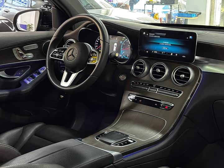 Mercedes-Benz GLC 2023 GLC 260 L 4 MATIC Luxury 5 — фото 7