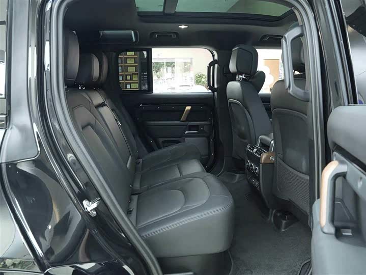 Land Rover Defender — фото 13