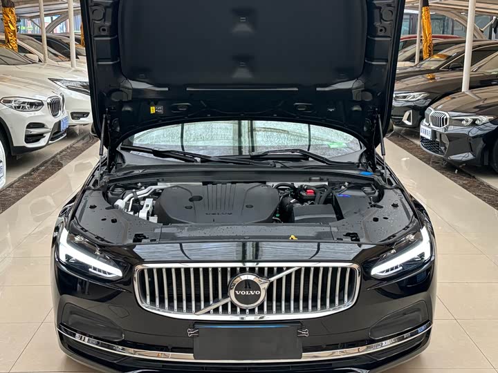Volvo S90 2022 B 5 — фото 14