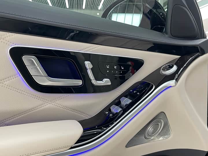 Maybach S-Class 2024 S 480 4 MATIC — фото 13