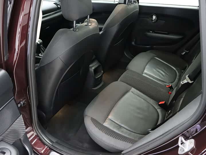 MINI Clubman — фото 18