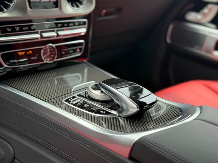 Mercedes-Benz G-Class 2023 AMG G 63 — фото 12