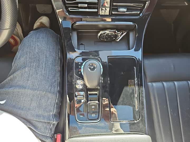 Trumpchi M8 2023 400 T — фото 10