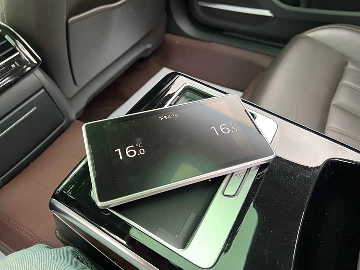 Audi A8 2018 A 8 L 55 TFSI quattro — фото 9