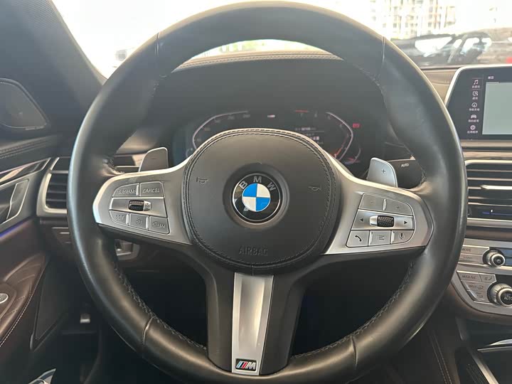 BMW 7-Series 2019 740 Li Leading M — фото 25