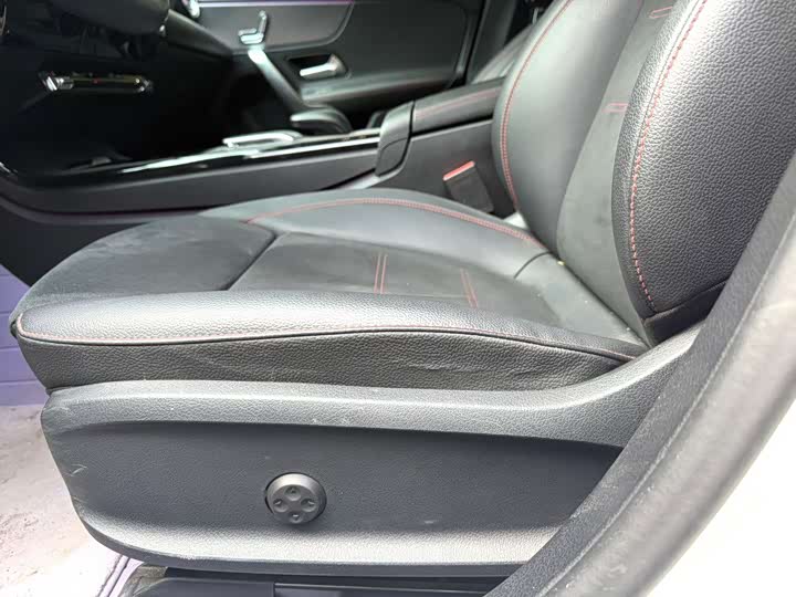 Mercedes-Benz A-Class 2023 A 200 L — фото 7